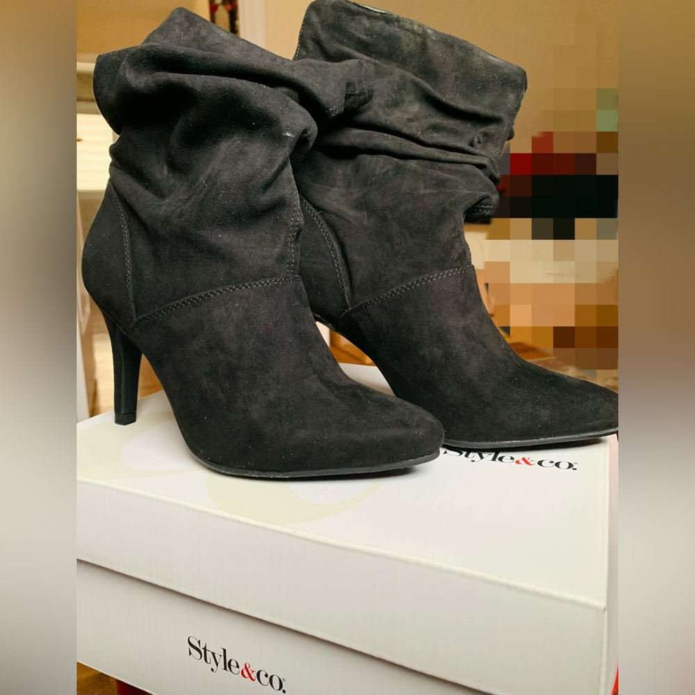 Style & Co heeled black boots size 6